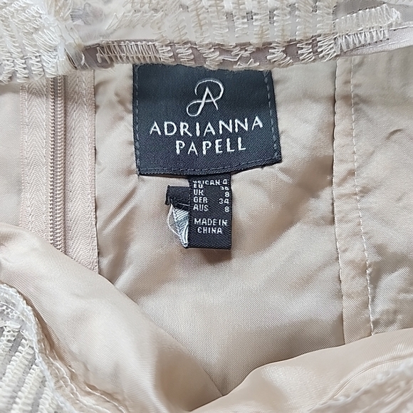 Adrianna Papell Lightweight Cream Embroidered Dress With Beige Lining Size 4 - Picture 9 of 10